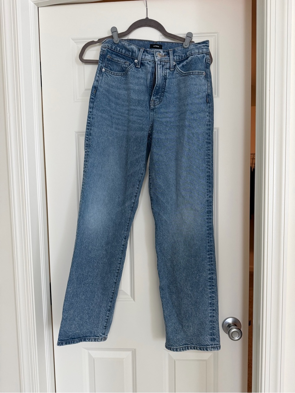 Express High-Rise Straight Leg Jeans